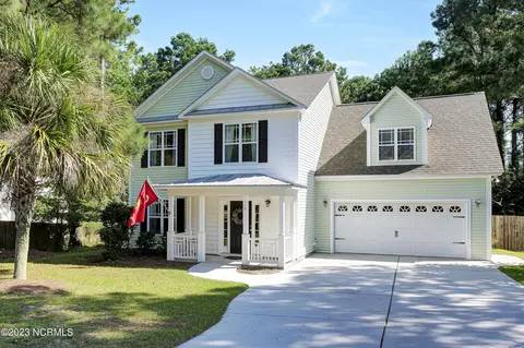 113 Palm Cottage Dr, Hampstead, NC 28443