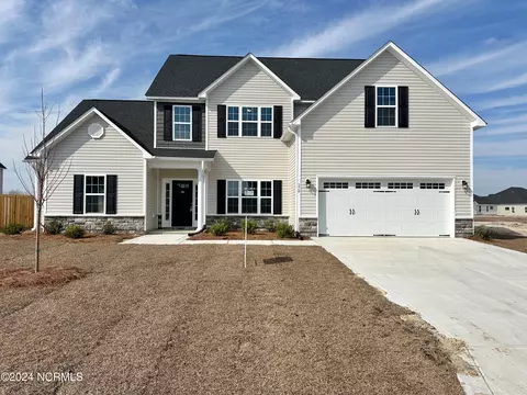 370 Water Wagon Trl, Jacksonville, NC 28546