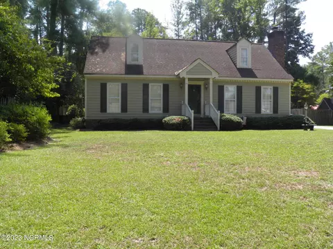 1429 Bridgeton Rd, Rocky Mount, NC 27804
