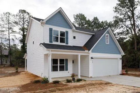 409 Sanborn St, Aberdeen, NC 28315