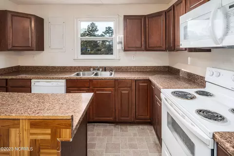 4850 Loop Rd, Scranton, NC 27875 photo 7