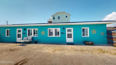 101 24th St, Emerald Isle, NC 28594
