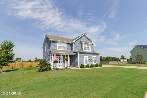 129 NW River Dr, Moyock, NC 27958