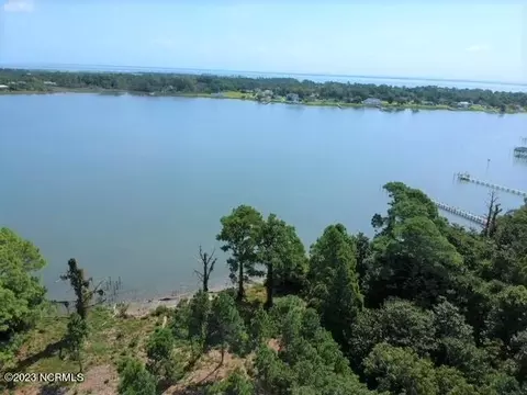 225 Sleepy Point Rd, Gloucester, NC 28528 photo 13