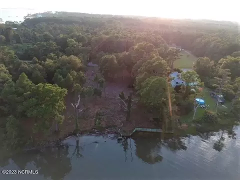 225 Sleepy Point Rd, Gloucester, NC 28528 photo 6
