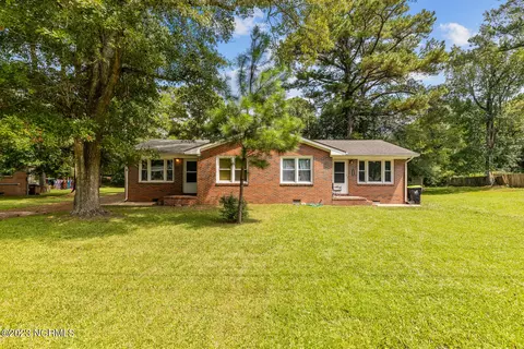 1380-1382 Murrill Hl, Jacksonville, NC 28540