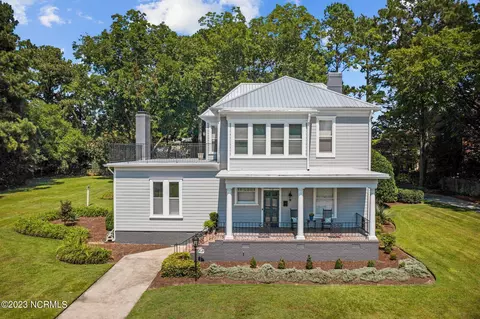 710 W Main St, Washington, NC 27889