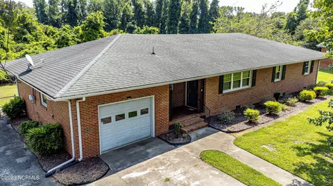 119 Rosedale Dr, Elizabeth City, NC 27909