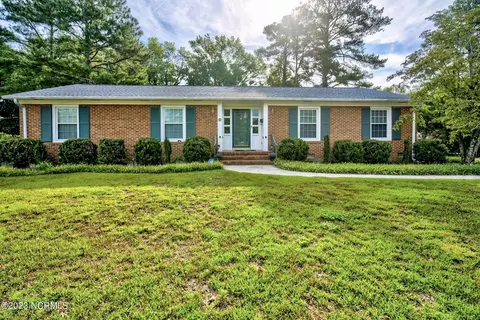 318 Lumyer Rd, Rockingham, NC 28379