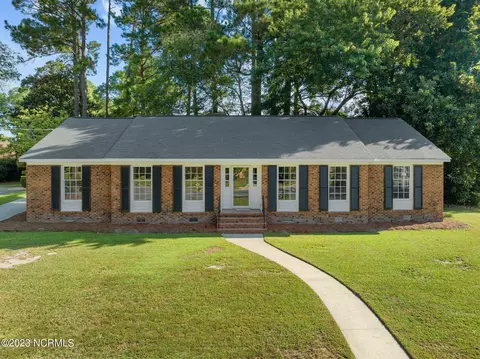 1205 W Highland Ave, Kinston, NC 28501