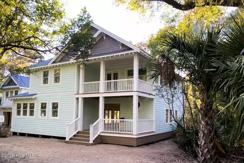 1 Red Bay Ct, Bald Head Island, NC 28461