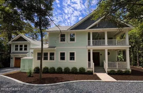 1 Red Bay Ct, Bald Head Island, NC 28461