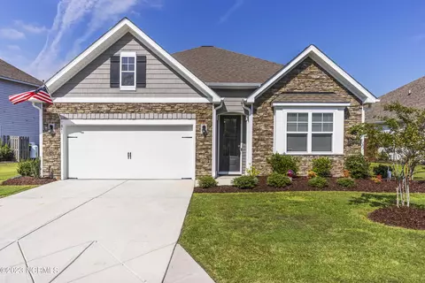 841 Barbon Beck Ln SE, Leland, NC 28451