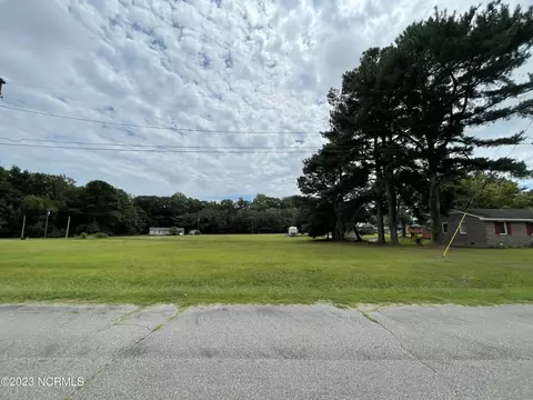 133 E Circle Dr, Hamilton, NC 27840