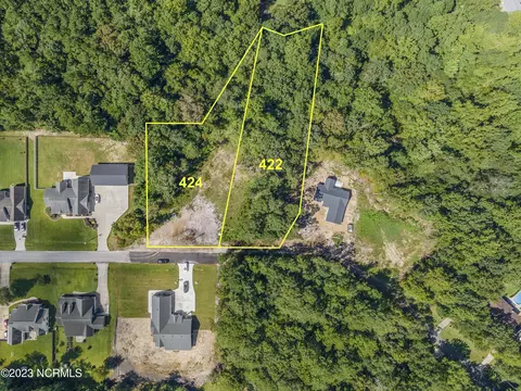 422-424 Candlewood Dr, Jacksonville, NC 28540