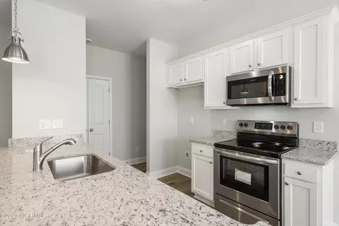 1071 Dan Owen Dr, Hampstead, NC 28443 photo 9