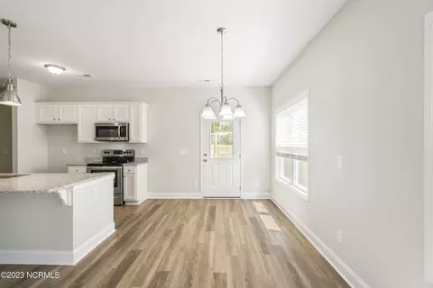 1071 Dan Owen Dr, Hampstead, NC 28443 photo 6