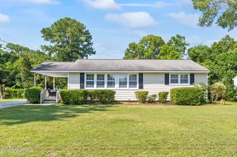 707 Williams St, Jacksonville, NC 28540