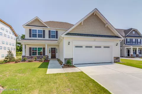111 Sea Breeze Ct, Sneads Ferry, NC 28460