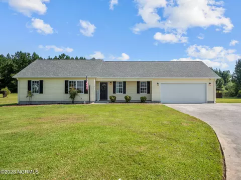 136 Airleigh Pl, Richlands, NC 28574