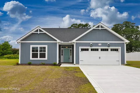 102 Sea Breeze Ct, Sneads Ferry, NC 28460