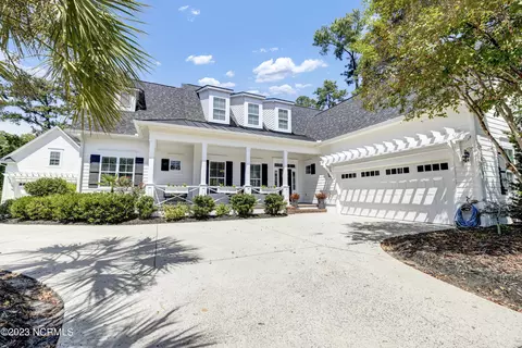 5625 Channel Walk Ln, Wilmington, NC 28409