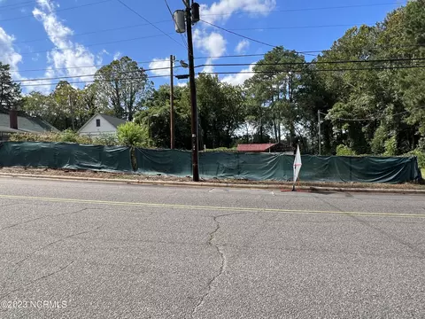 211 N Mcneill St, Carthage, NC 28327