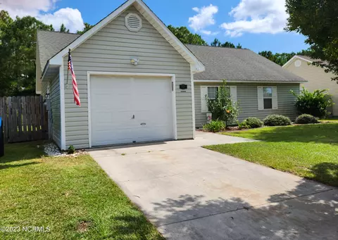 334 Foxhall Rd, Newport, NC 28570