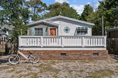 7706 E Oak Island Dr, Oak Island, NC 28465