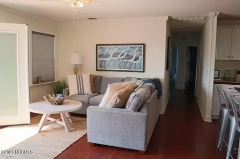 2004 Smithfield St, Kill Devil Hills, NC 27948 photo 7