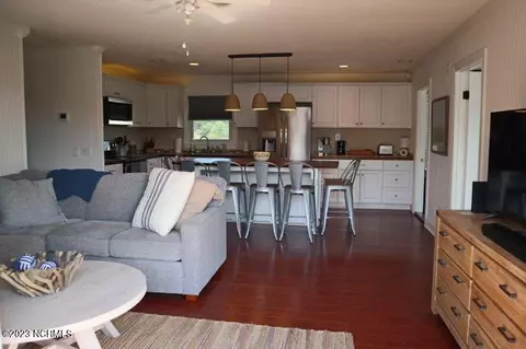 2004 Smithfield St, Kill Devil Hills, NC 27948 photo 6