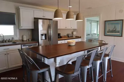 2004 Smithfield St, Kill Devil Hills, NC 27948 photo 9