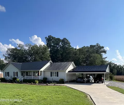 26 Hilburn Rd, Whiteville, NC 28472