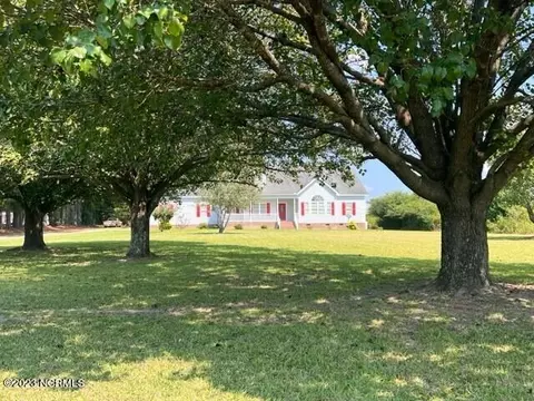 3973 Old Creek Rd, Greenville, NC 27834