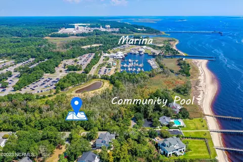 6244 Pebble Shore Ln, Southport, NC 28461