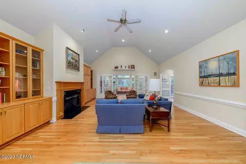 305 Taberna Cir, New Bern, NC 28562 photo 7