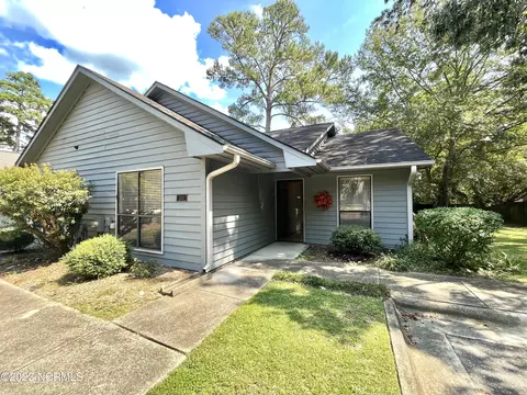 2114 Wexford Oaks Ct, Fayetteville, NC 28303