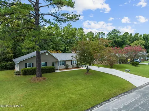 229 Rockwell Rd, Wilmington, NC 28411