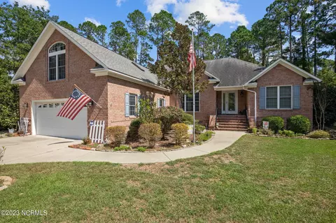904 Muirfield Ct, New Bern, NC 28560
