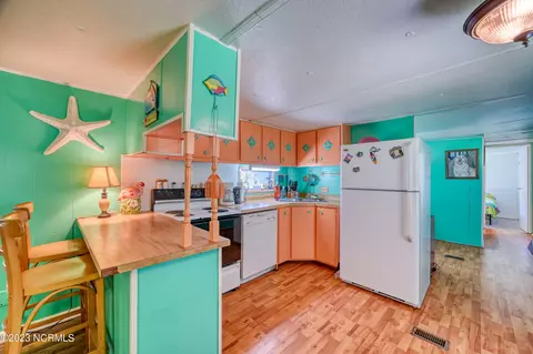 576 Shepards Rd, Hampstead, NC 28443 photo 4