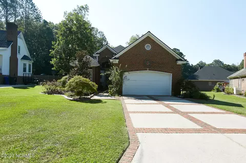 2215 Chelsea Dr NW, Wilson, NC 27896