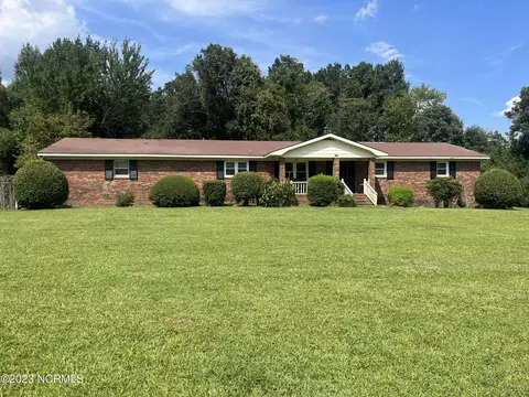 1008 Harrells Loop Rd, Jacksonville, NC 28540