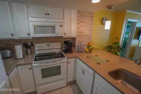 2000 New River Inlet Rd UNIT 2509, North Topsail Beach, NC 28460 photo 5