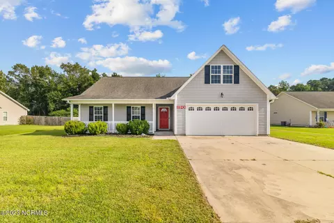 190 Christy Dr, Beulaville, NC 28518