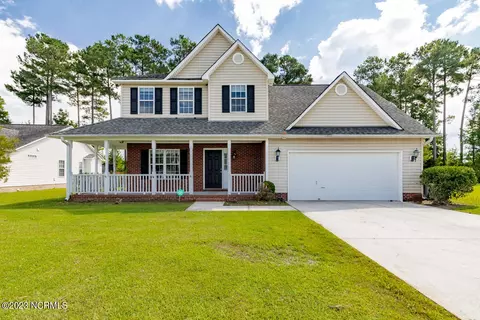 208 Burning Tree Ln, Jacksonville, NC 28546