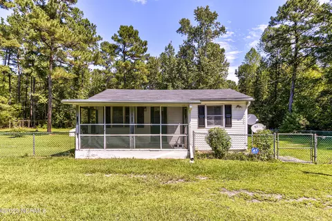 2506 Slocum Trl, Atkinson, NC 28421