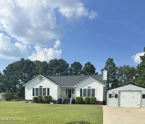 1148 Teakwood Dr, Greenville, NC 27834