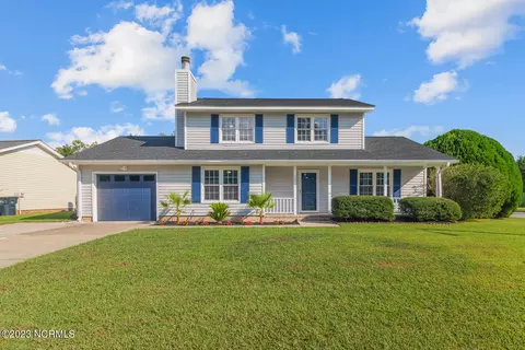 220 Branchwood Dr, Jacksonville, NC 28546