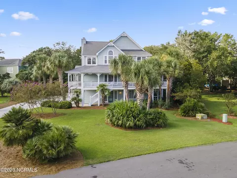 913 Tarpon Dr, Wilmington, NC 28409
