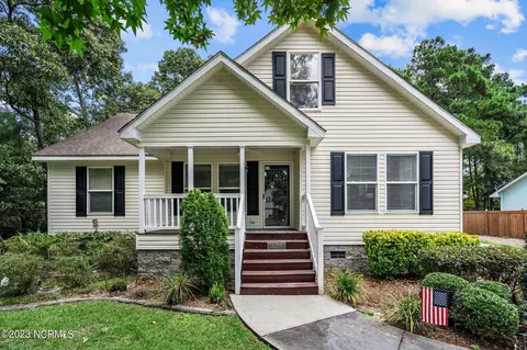 325 Long Leaf Dr, Hampstead, NC 28443 photo 2